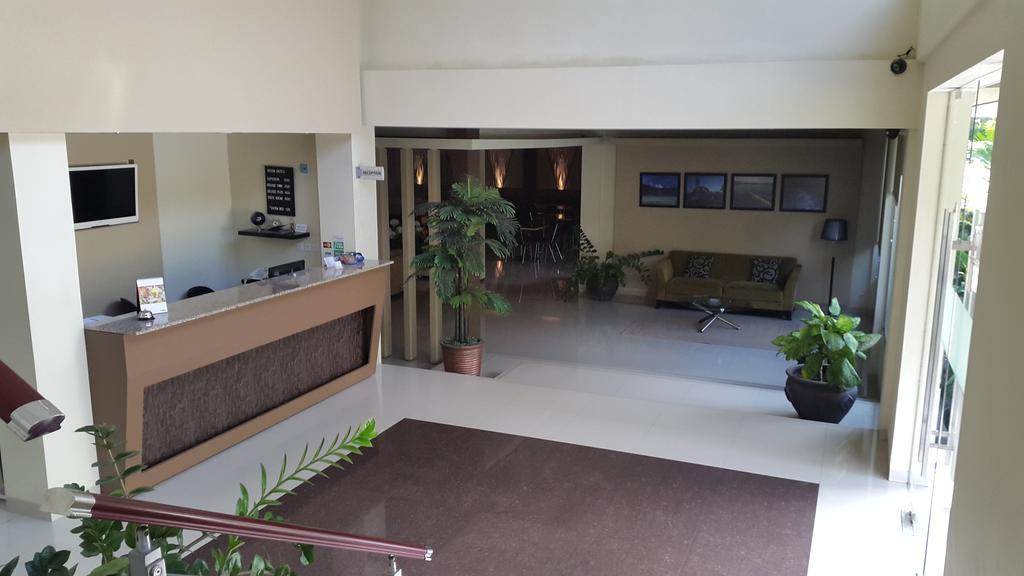 Jhoanie Hotel Tomohon Luaran gambar