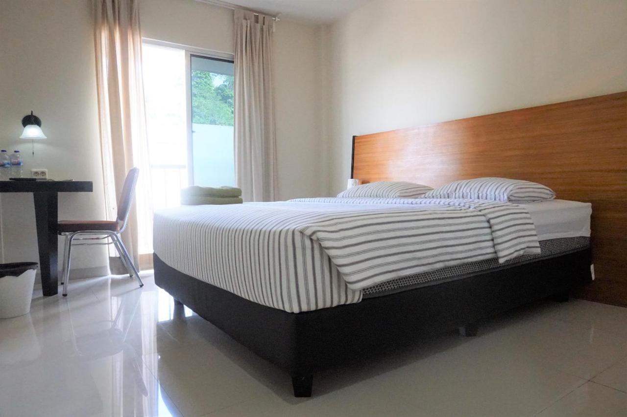 Jhoanie Hotel Tomohon Luaran gambar