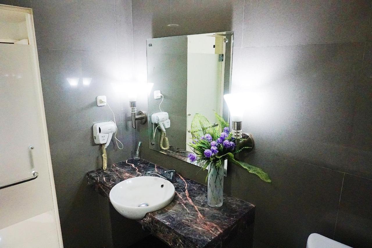 Jhoanie Hotel Tomohon Luaran gambar